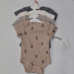Cloud Island Bodysuit Set